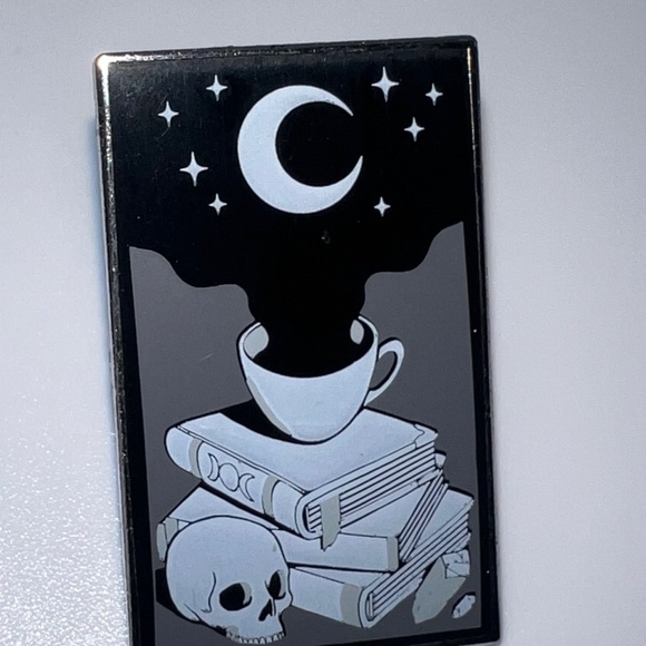 $3 WITCH PIN BROOCH NEW $3 if bundled - Picture 5 of 7